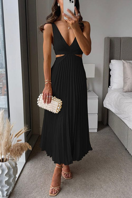 Harper – Plissé Cut-Out Dress