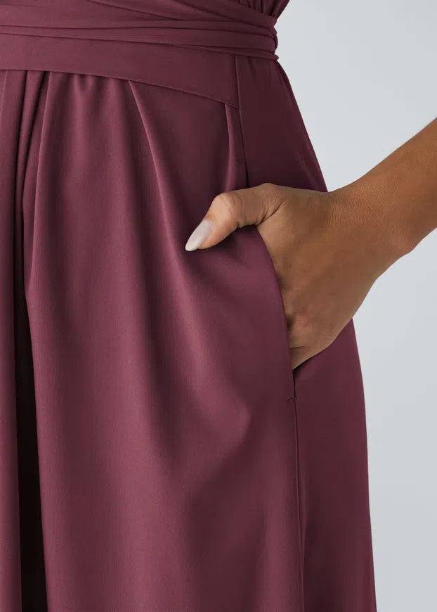 Breezeful™ Kurzärmliges Midi-Freizeitkleid mit V-Ausschnitt, Seitentaschen und Bindeband hinten - schnelltrocknend