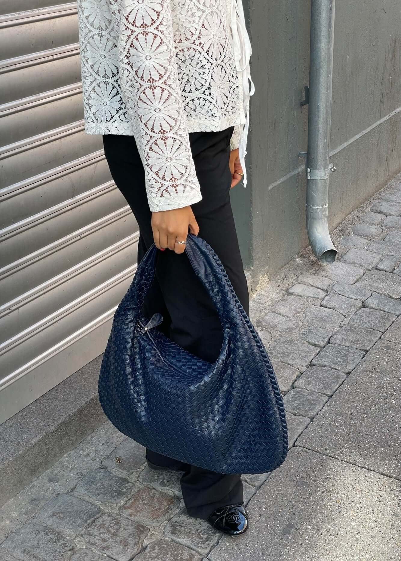 Trina - woven Lattice Shoulder Bag