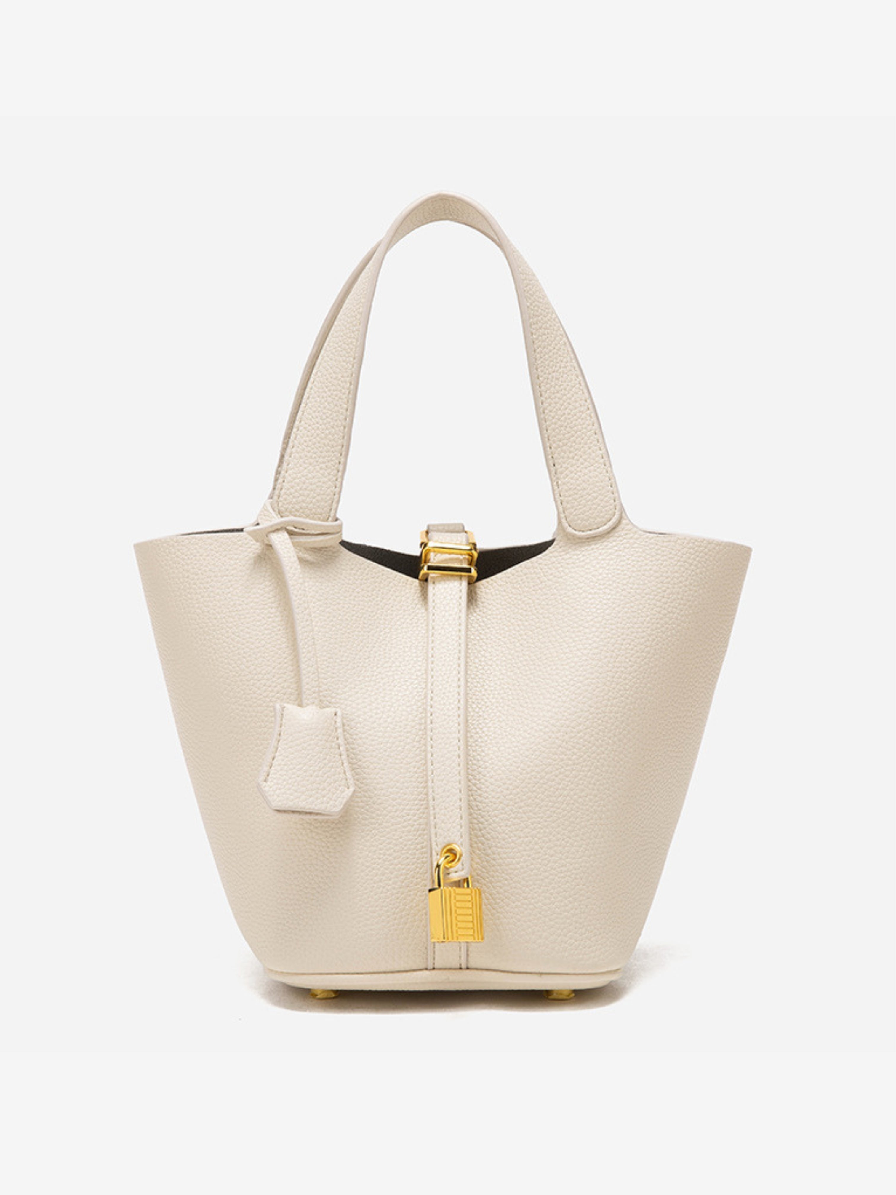 Beatrice's Minimalist Bucket Bag – Where Function Meets Elegance