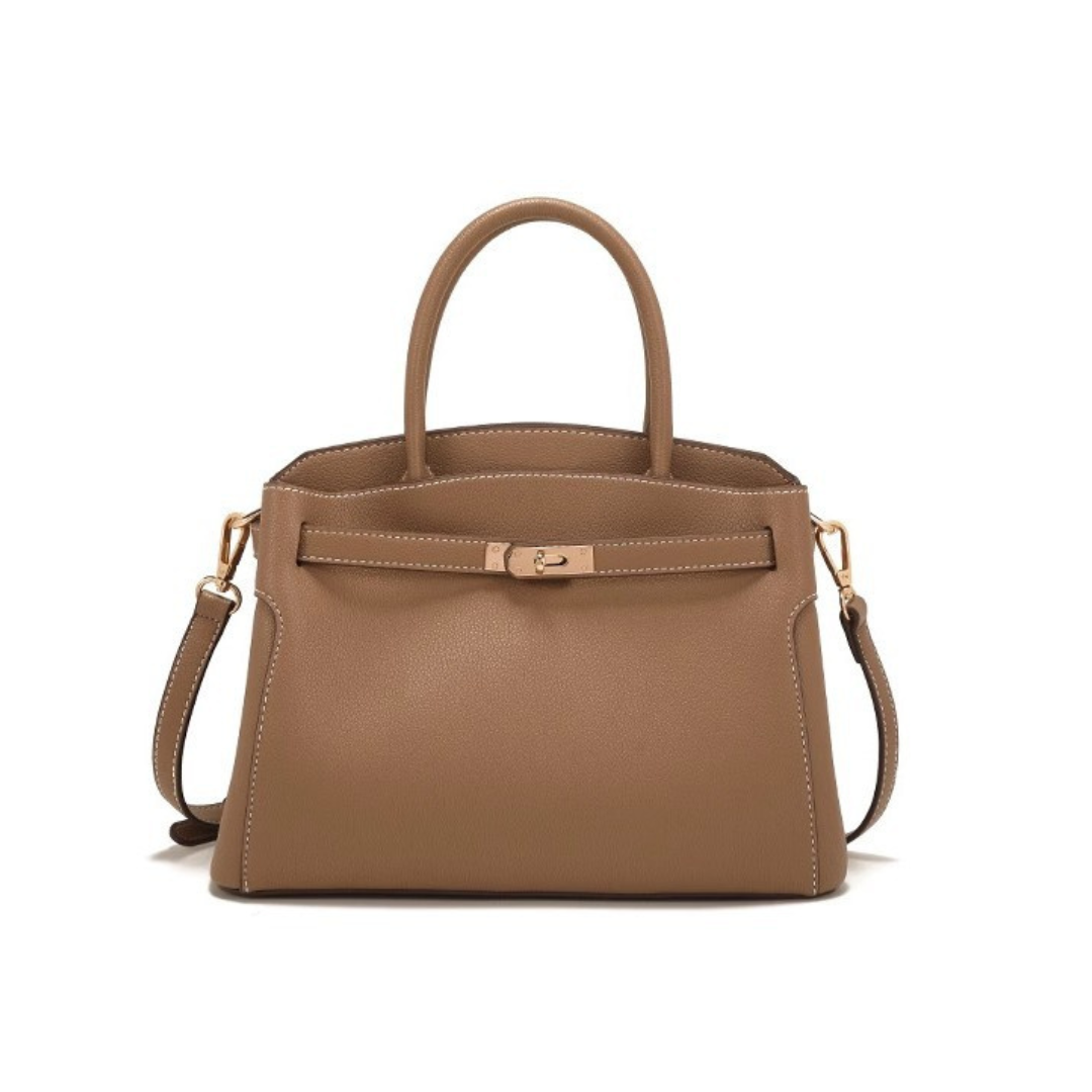 Victoria's Signature Crossbody – Where Luxury Meets Functionality