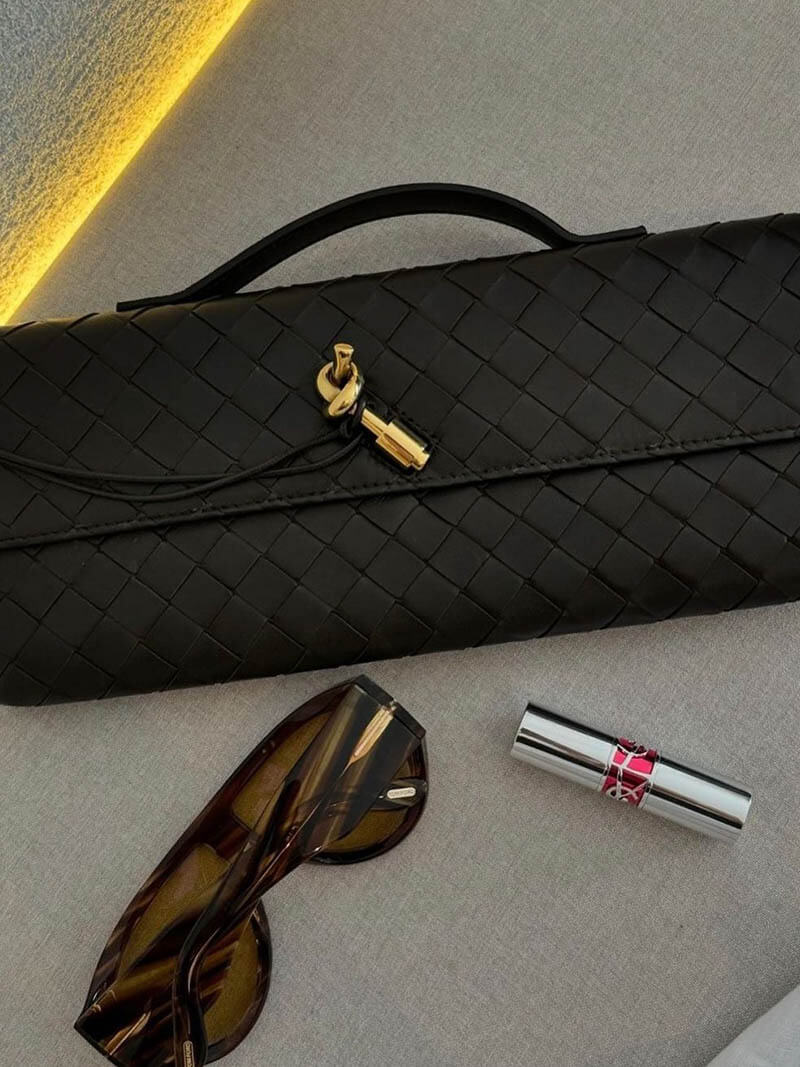 Clara’s Woven Brenda Bag – Chic Sophistication in Every Detail