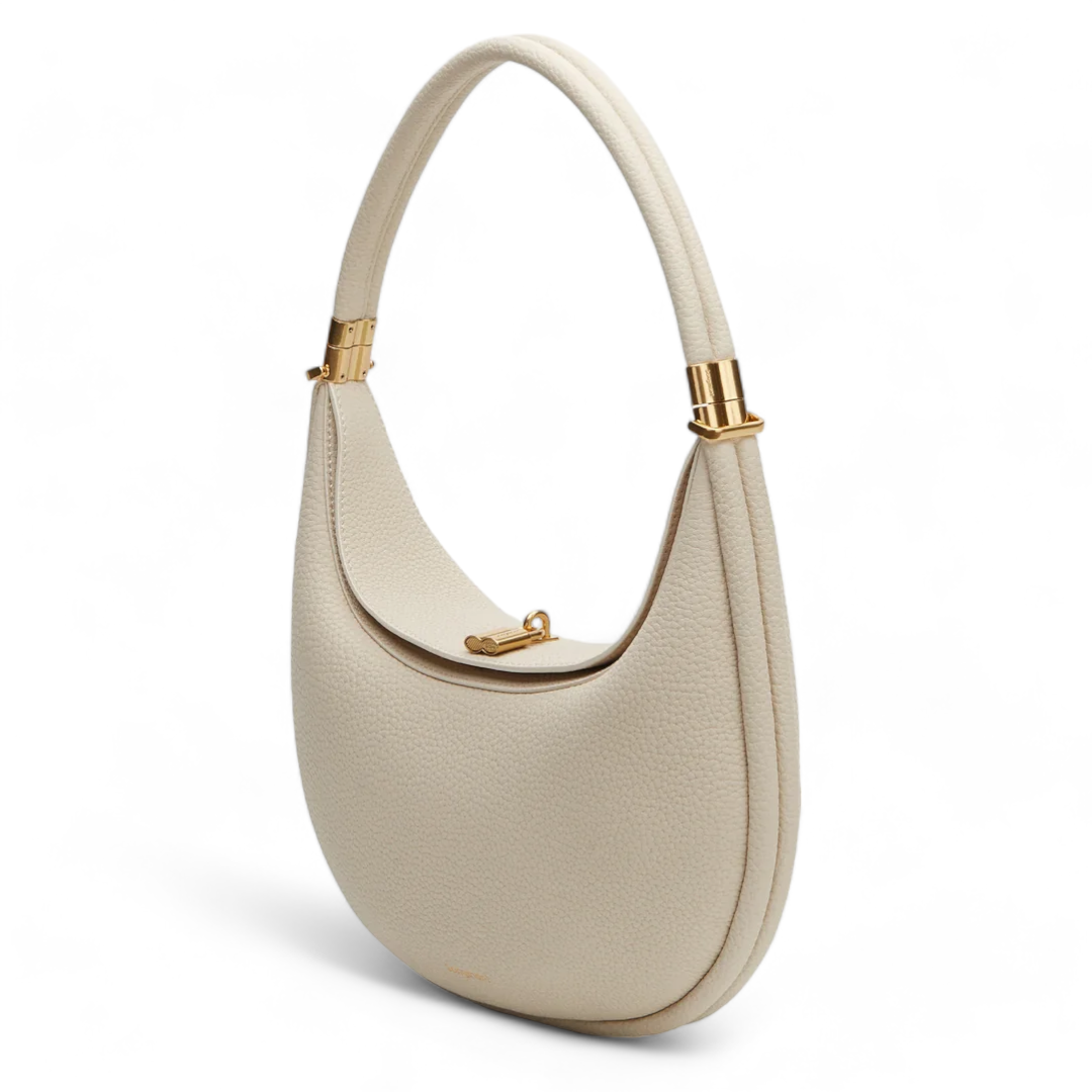 Riley’s Crescent Bag – A Modern Classic for Every Moment