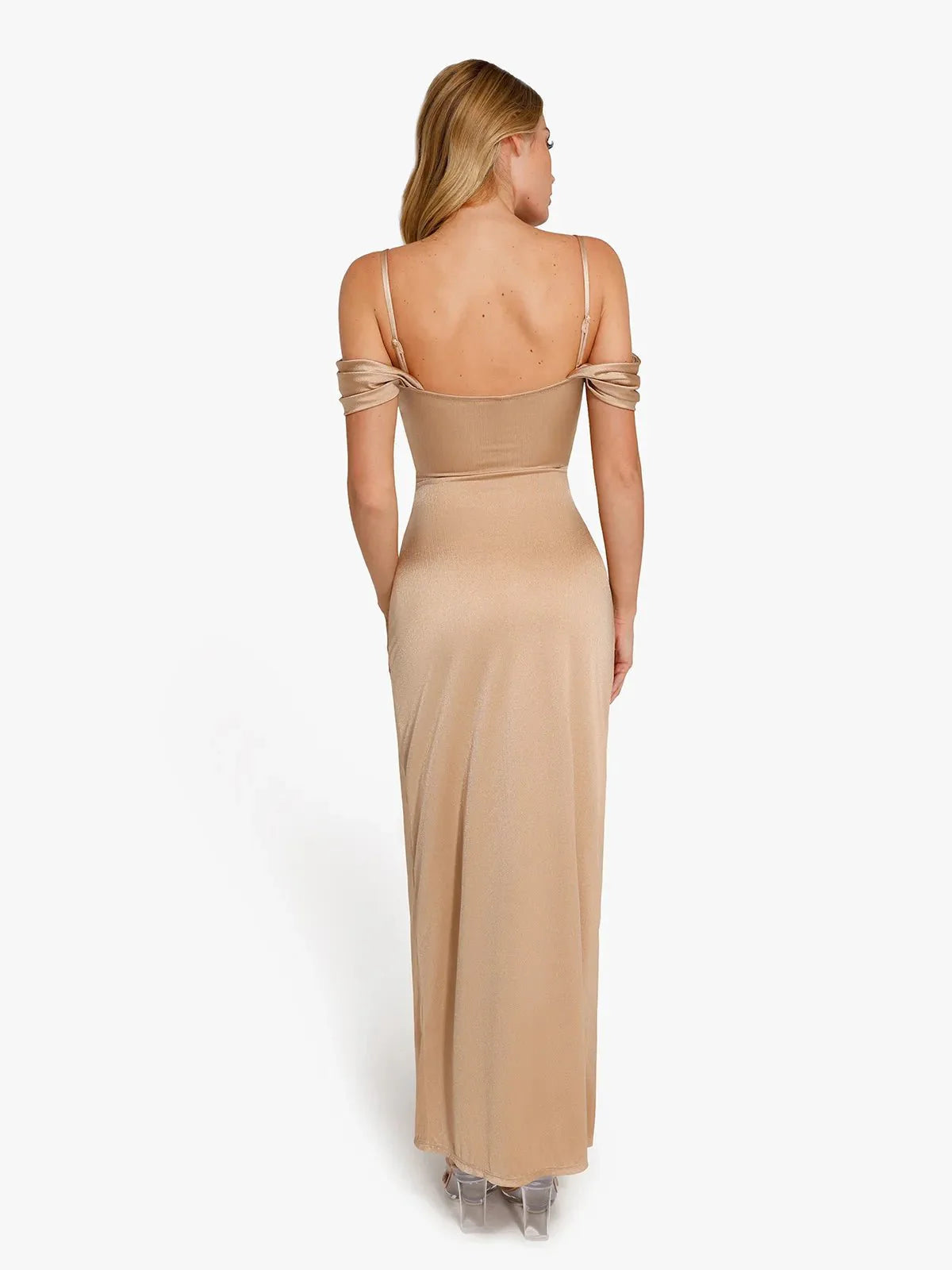Ava - Robe longue gainante et brillante