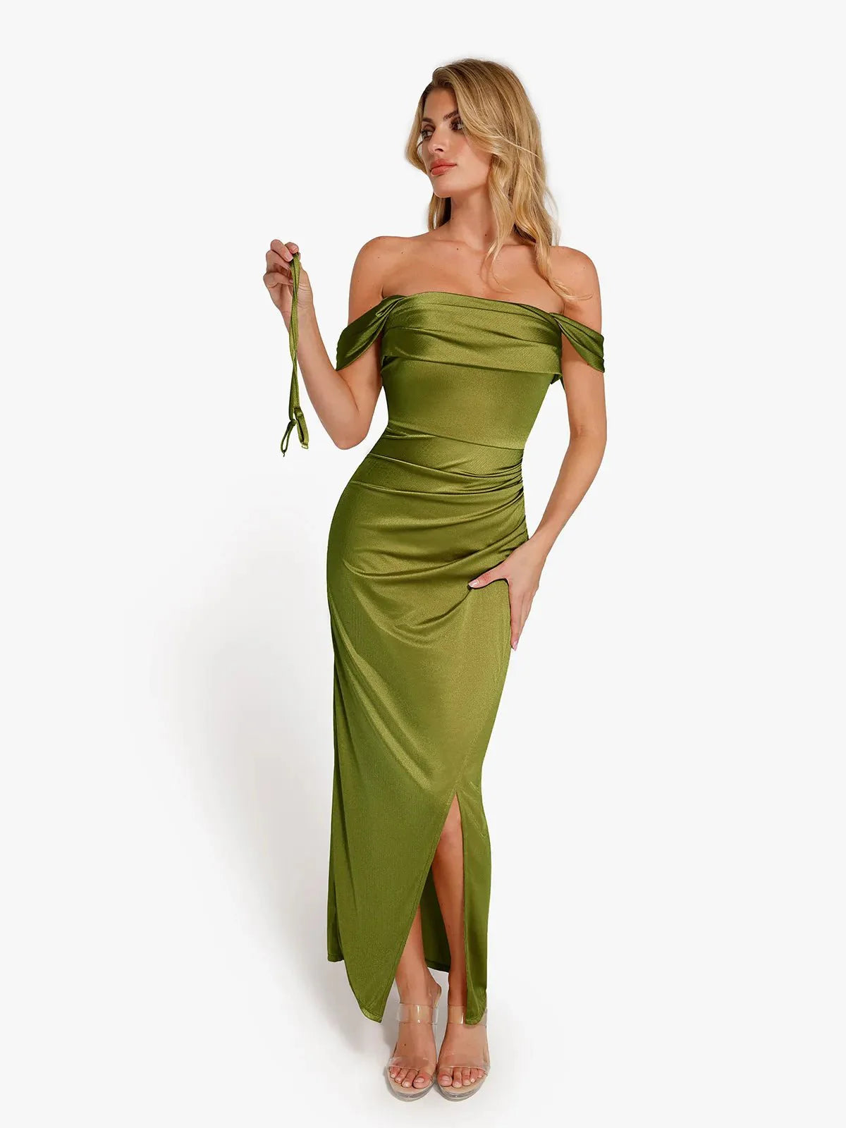 Ava - Robe longue gainante et brillante
